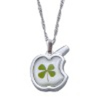 four leaf clover necklaces