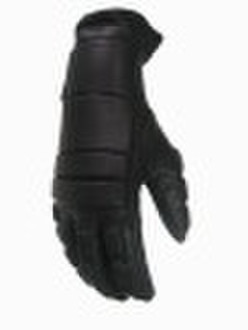 military glove against cutting and fire