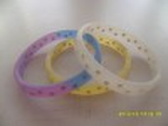 Silicone healthcare bracelet with medical