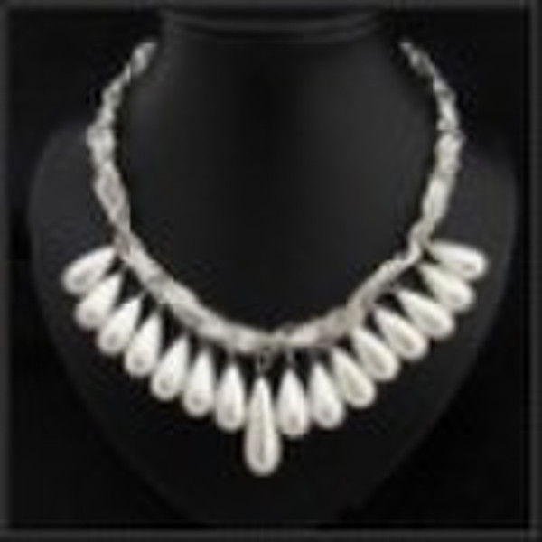 2010 Fashion Pearl necklace