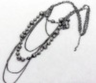 chain necklace / costume jewellery