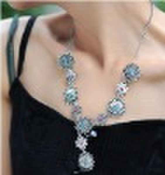 fashion metal necklace