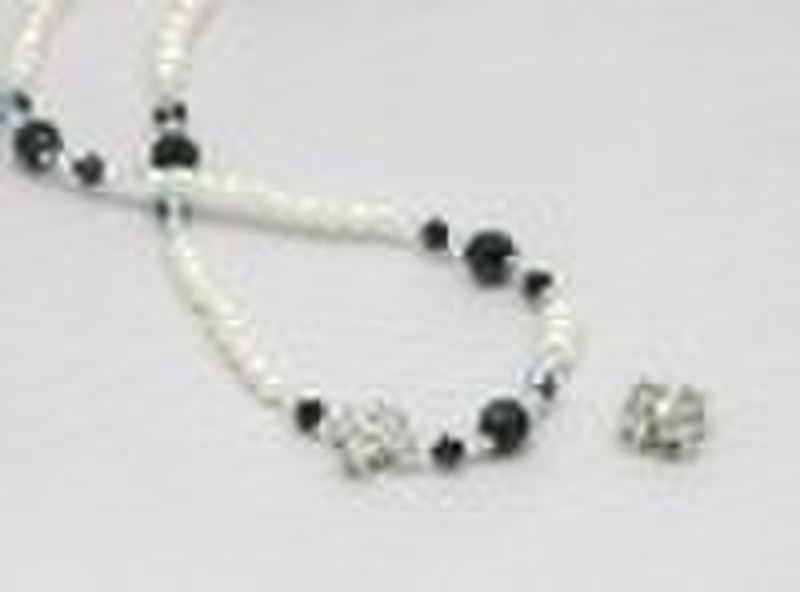 Pearl rosary bracelet