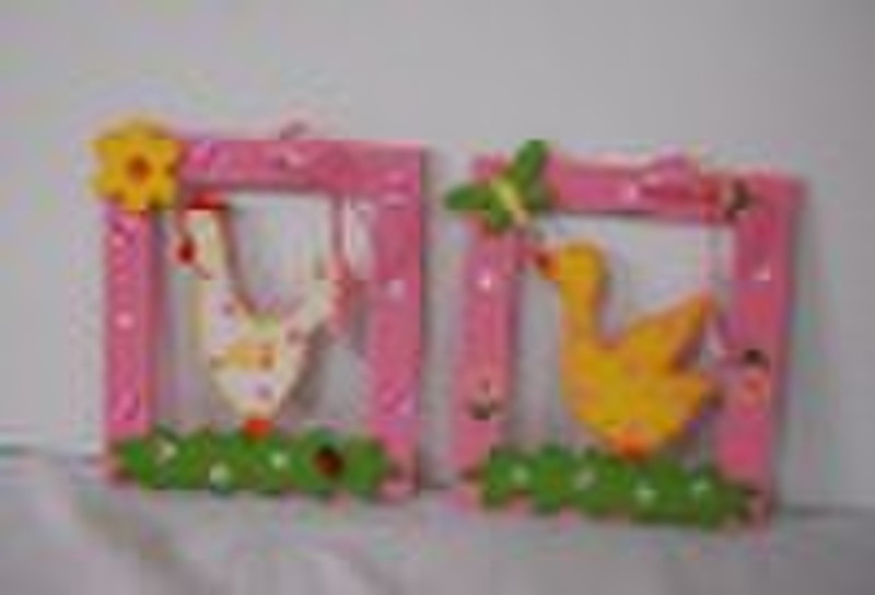 Easter wooden hanging decoration