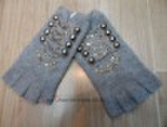 exquisite cashmere gloves