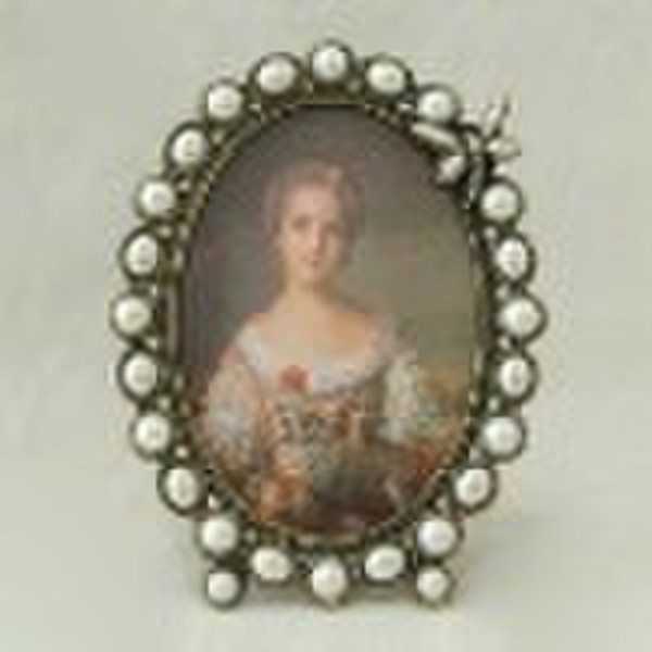 pearl photo frame