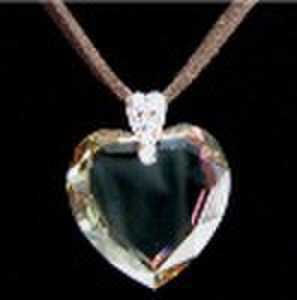 Fashion heart crystal pendant