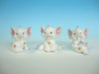 Porcelain handicraft -- Elephant