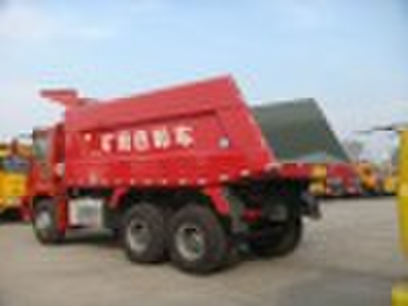 CIMC HUAJUN wide-bodied mining dump truck