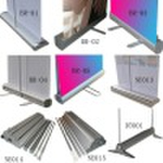 Roll up banner stand
