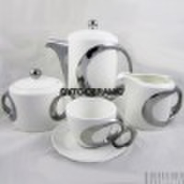 Fashionable Dinnerware