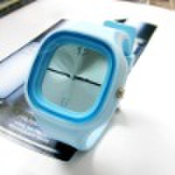 Quartz silicone watch