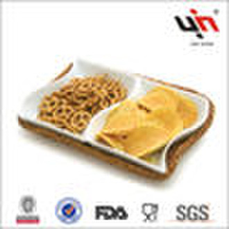 Porcelain plate with wicker basket