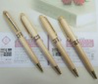 natural wooden pen