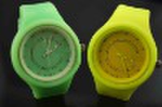 new silicone quartz watch