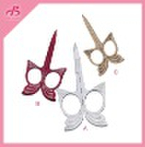 Butterfly shape scissor