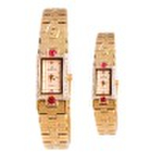 Competitive price in pair wrist watch