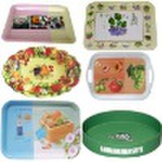 102124 DIFFERENT PLASTIC TRAY