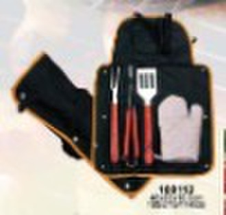 4 pcs bbq toolst with wooden handle