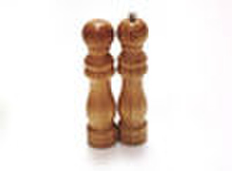 bamboo salt and pepper mill