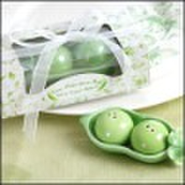 wedding favor--Two Peas in a Pod - Ceramic Salt &a