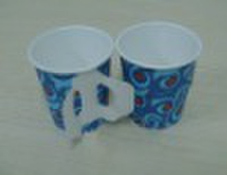 Hot drinking disposable paper cup