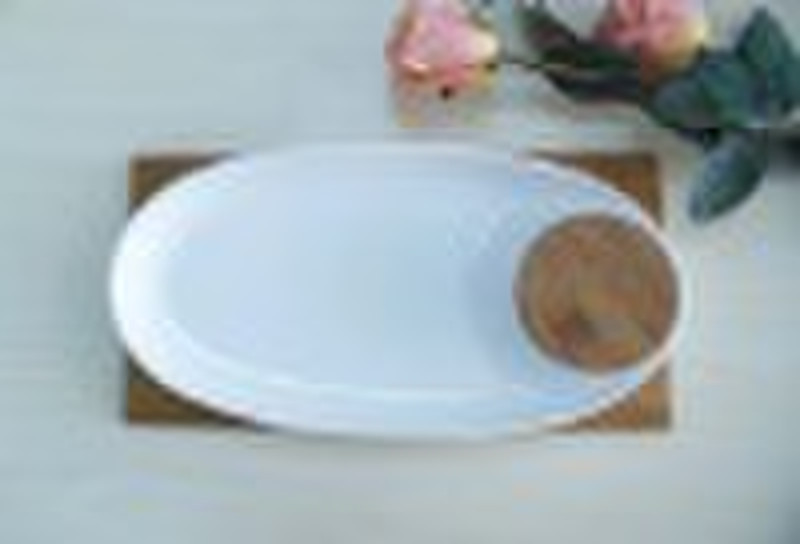 salad holder with bamboo base