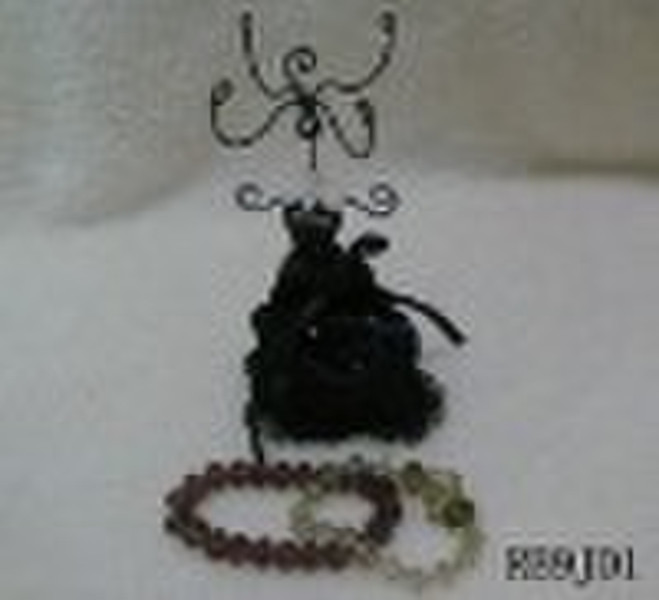 small metal jewelry holder in black