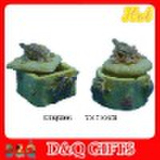 Polyresin turtle jewelry box