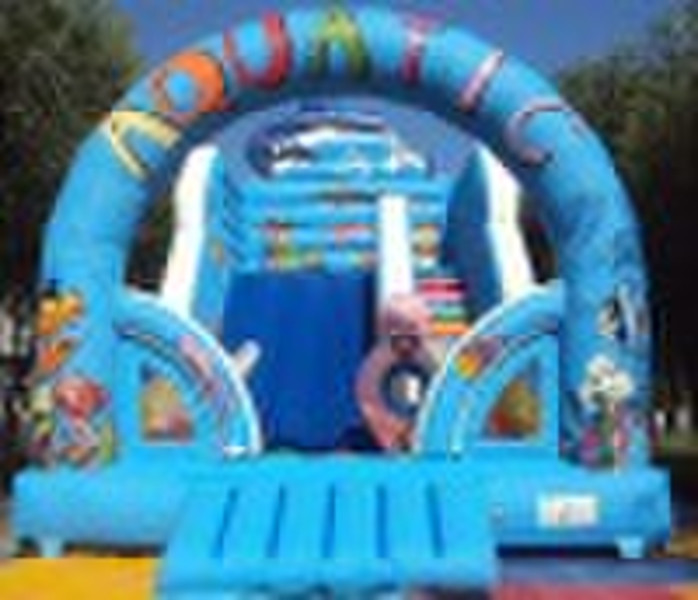 INFLATABLE CASTLE BOUNCER