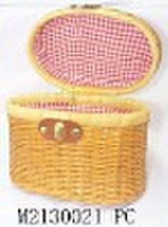 natural and eco-friendly material picnic basket