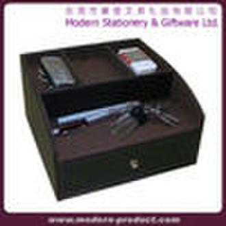 Leather charging valet