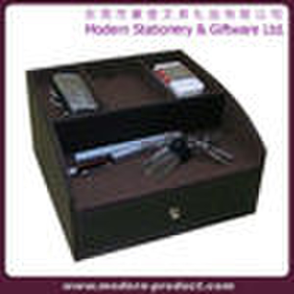 Leather charging valet