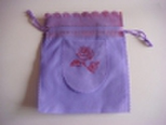 beautiful and drawstring non woven gift Bag