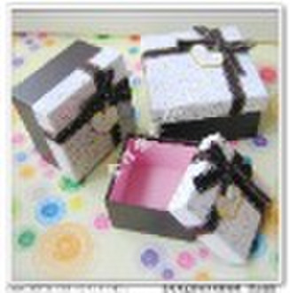 gift packing colourful paper box