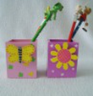 children   wooden  pencil   holder  with  cute  fi