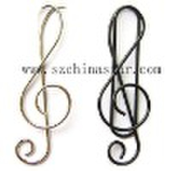 Music note shape paper clip