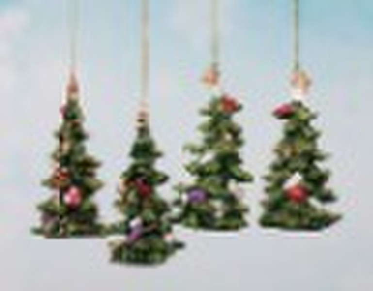 Polyresin Christmas tree ornament, 4.15"H