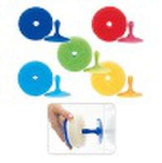 Sponge with suction pad