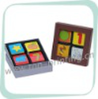 children learning flash card set