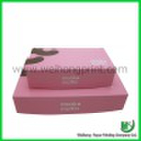 Glossy pillow box