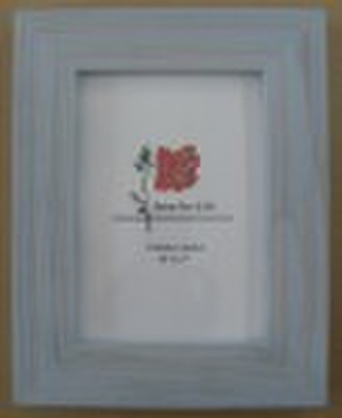 WOODEN PHOTO FRAME