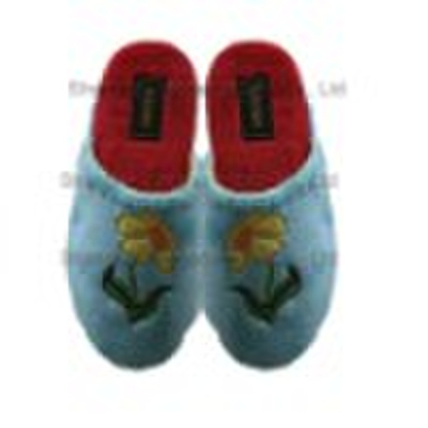 indoor slippers