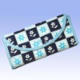 Non-woven shopping bags