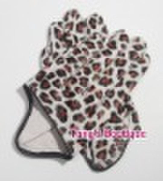 Wholesale White Leopard Leather Half  palm Gloves