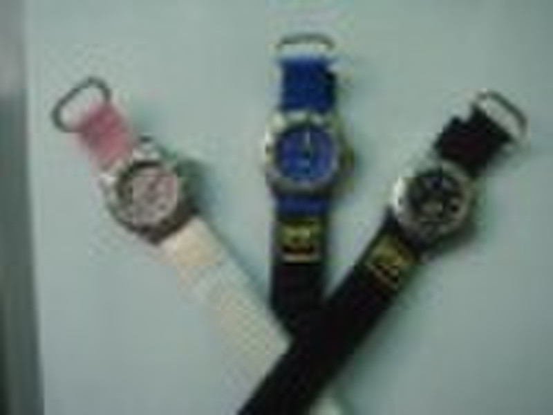 NEW!Children wirst watch