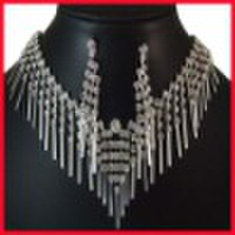 fashion necklace and earring set