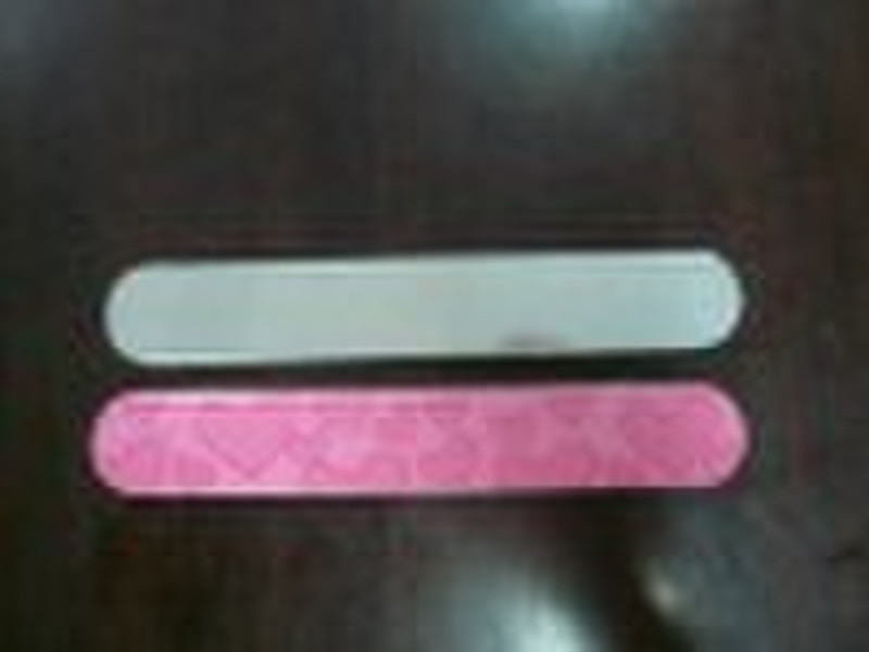Nail file with mirror