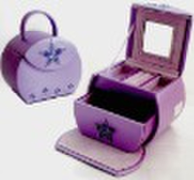 Small PVC leather jewelry box with embroidery