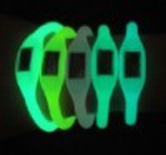 Fashion glow in dark Silicone Sport Watch